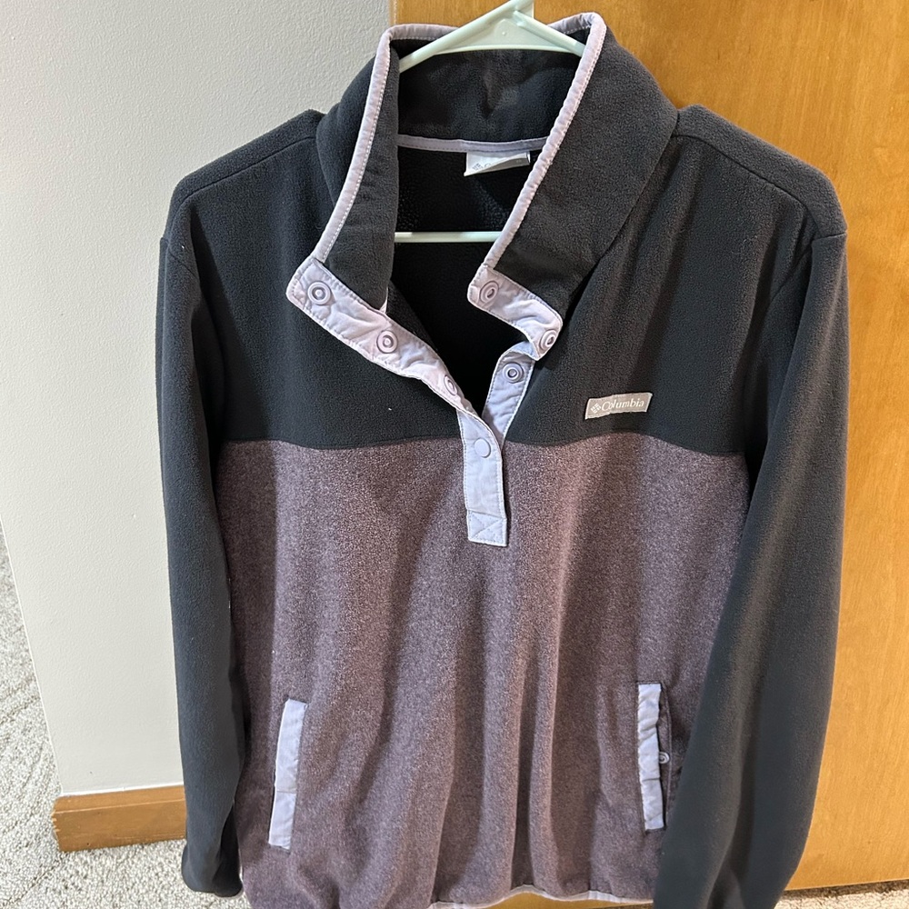 Columbia Black and Purple Snap Pullover